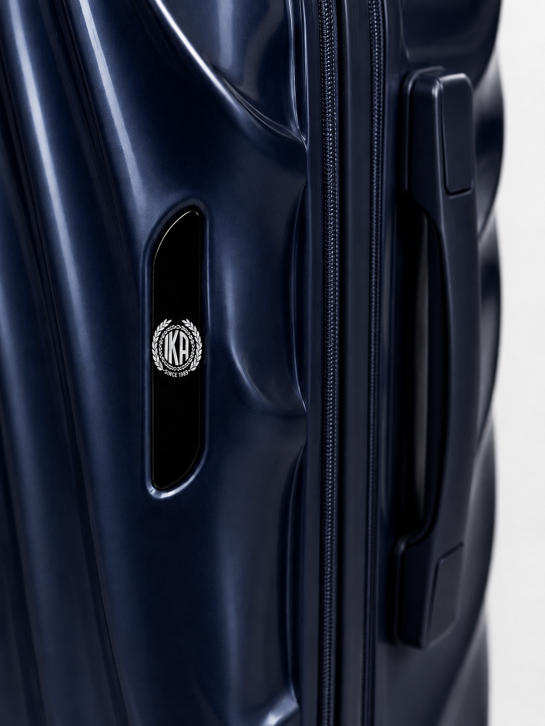 Mala De Viagem Grande 32 Kg Policarbonato +Abs Com Expansor Avalon Azul