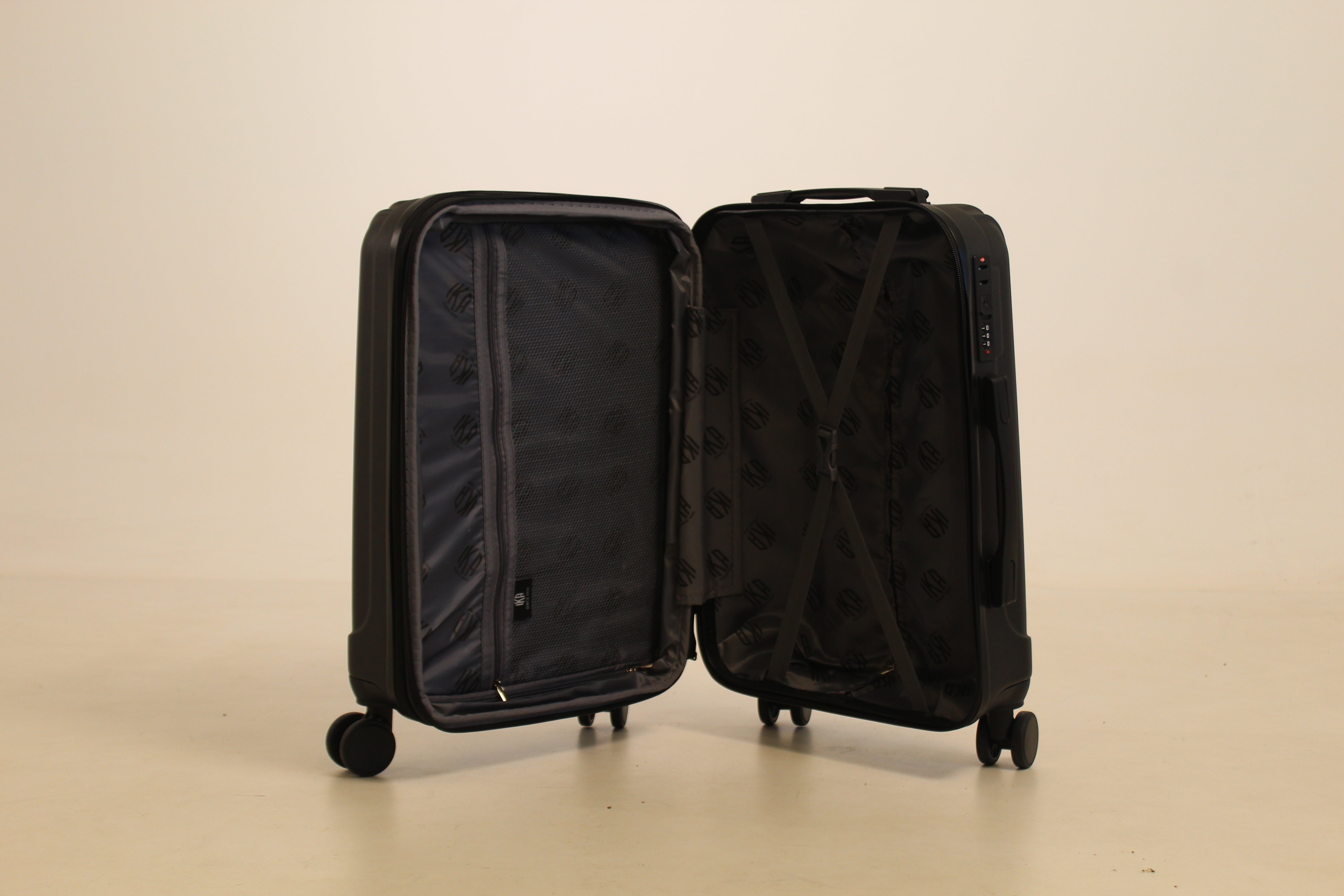 Medium Suitcase Scorpion Champagne