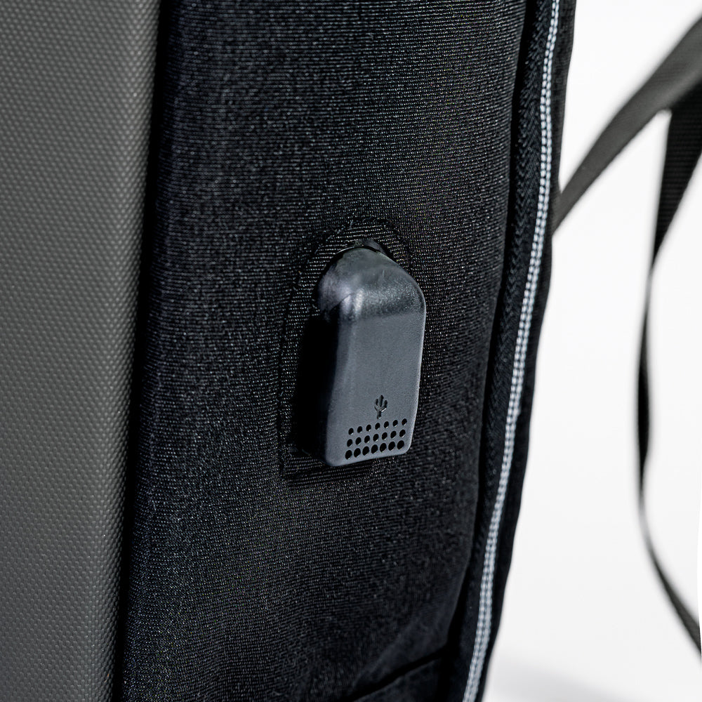 Mochila Antifurto Com Entrada Usb Peak Preta