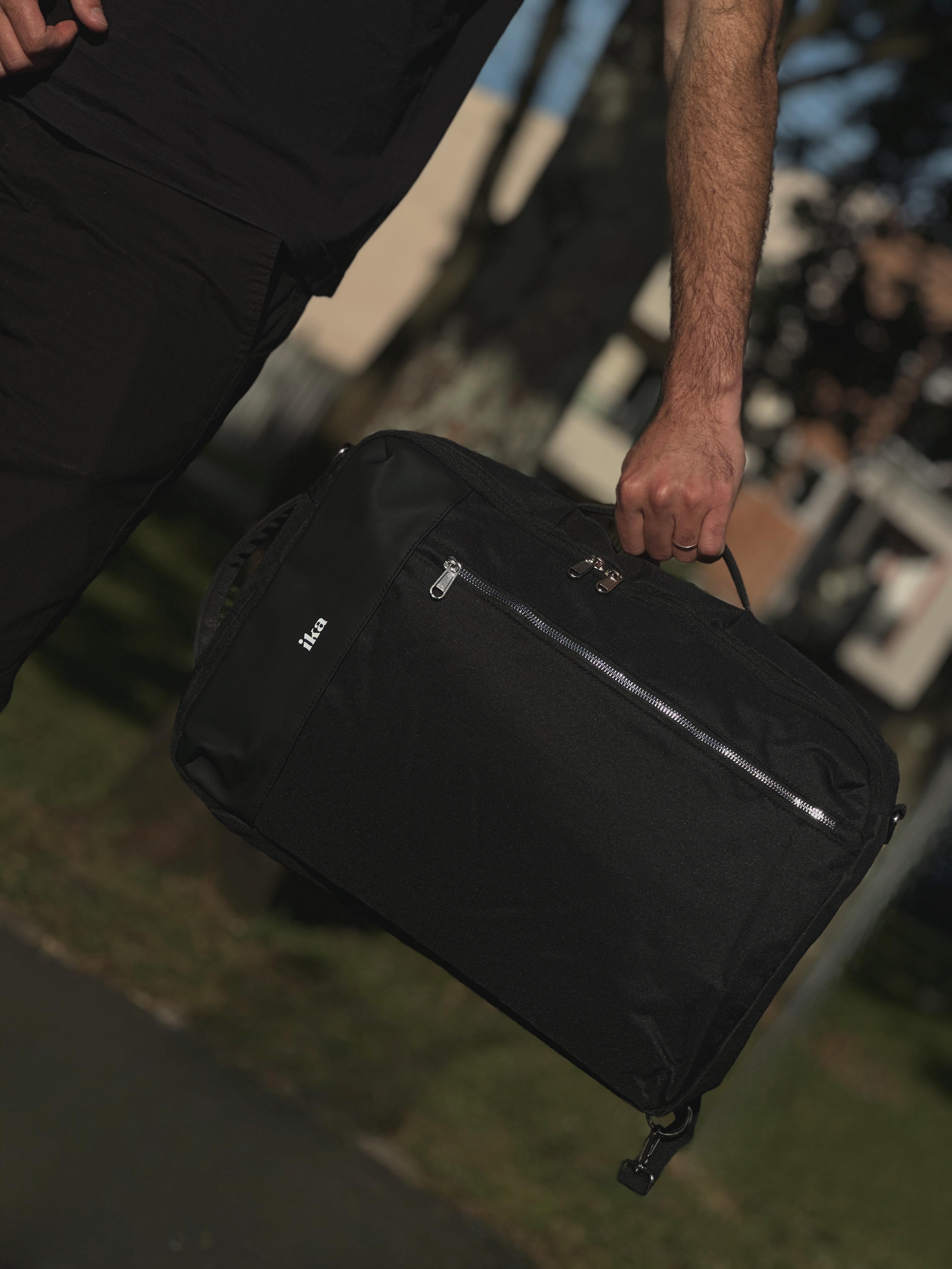 Mochila Pasta 2 em 1 Com porta Notebook Resistente 15 L Dual Preta