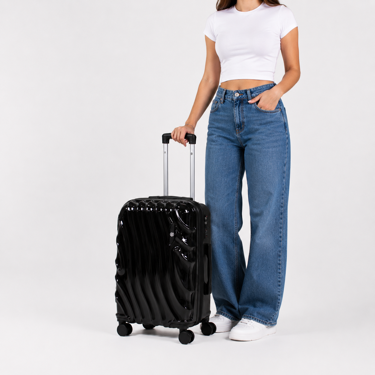 Mala De Viagem Pequena De Bordo 10 kg Policarbonato + Abs Avalon Preta